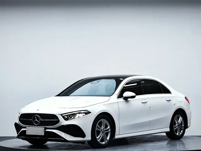 Mercedes-Benz A-Class — Фото автомобиля 2