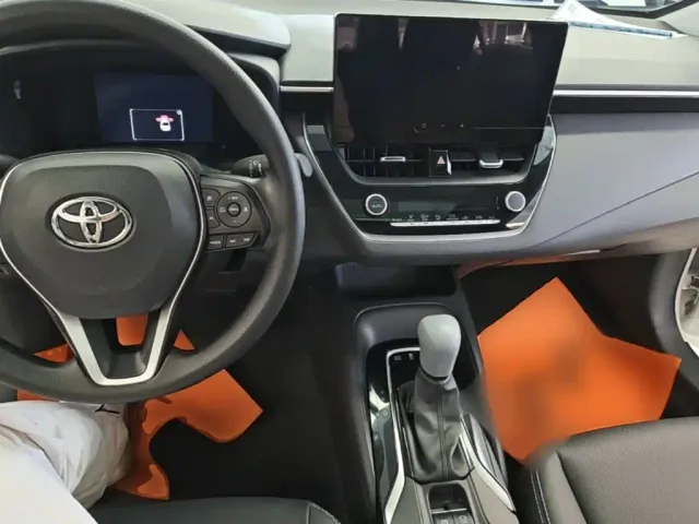 Toyota Corolla — Фото автомобиля 9