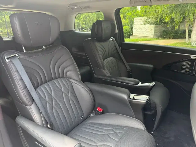 GAC Trumpchi M8 — Фото автомобиля 23
