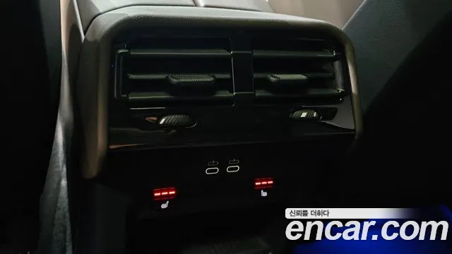 BMW 5-Series — Фото автомобиля 26