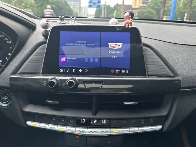 Cadillac CT4 — Фото автомобиля 28