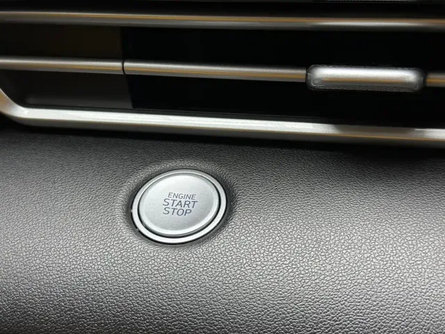 Hyundai Elantra — Фото автомобиля 11