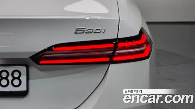 BMW 5-Series 5 серия (G60) 530i xDrive M Sport — Фото автомобиля 17