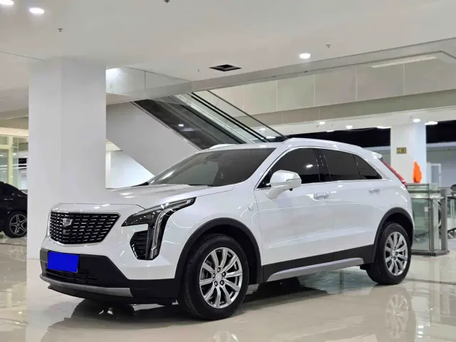 Cadillac XT4 — Фото автомобиля 2