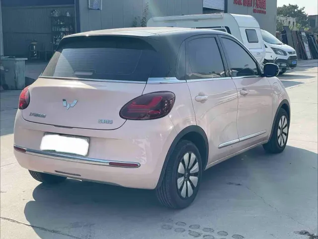 Wuling Bingo — Фото автомобиля 3