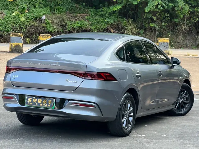 BYD Qin PLUS — Фото автомобиля 5