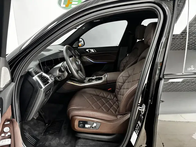 BMW X5 — Фото автомобиля 12