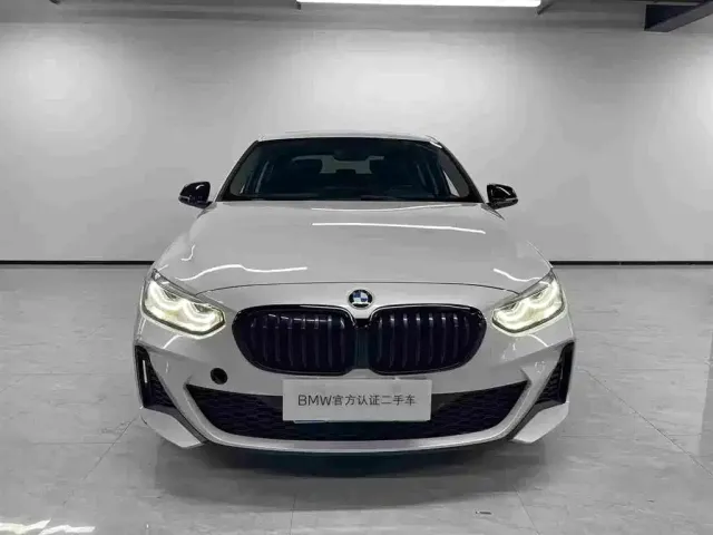 BMW 1 Series — Фото автомобиля 2