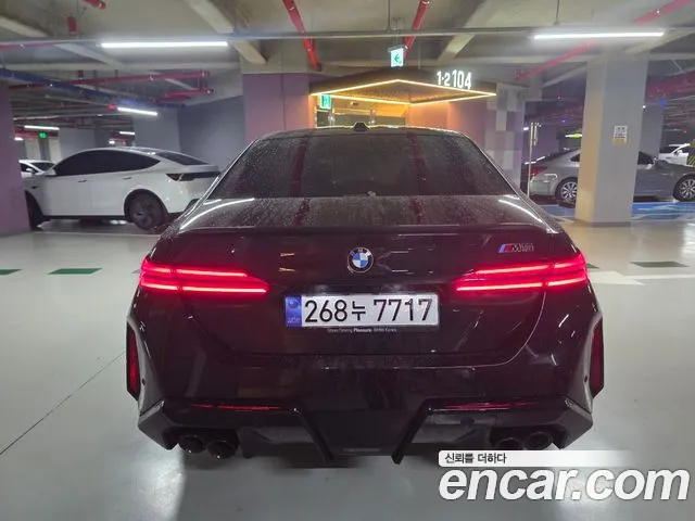 BMW M5 G90 — Фото автомобиля 7