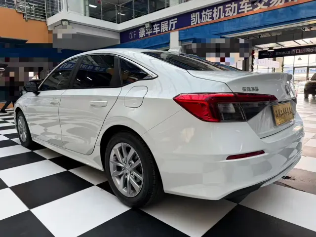 Honda Civic — Фото автомобиля 5