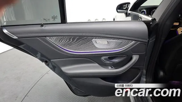 Mercedes-Benz CLS-Class — Фото автомобиля 23