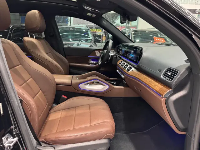Mercedes-Benz GLS-Class — Фото автомобиля 18