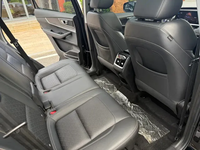 Chery Tiggo 8 — Фото автомобиля 12