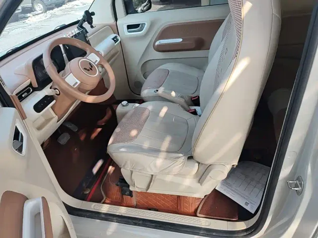 Wuling Hongguang Mini EV — Фото автомобиля 14
