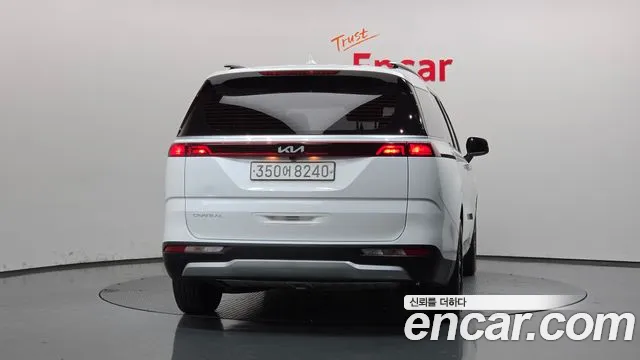 Kia Carnival 4th Gen — Фото автомобиля 4