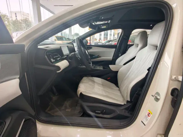 BYD Seal 06 — Фото автомобиля 9
