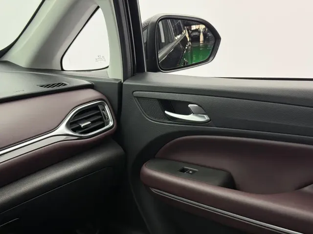 GAC Trumpchi M6 — Фото автомобиля 13