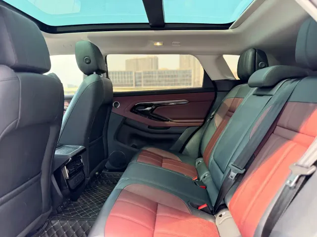 Land Rover Range Rover Evoque — Фото автомобиля 13
