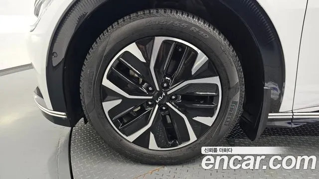 Kia EV6 — Фото автомобиля 4
