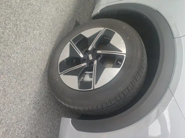 Geely Galaxy E5 — Фото автомобиля 6