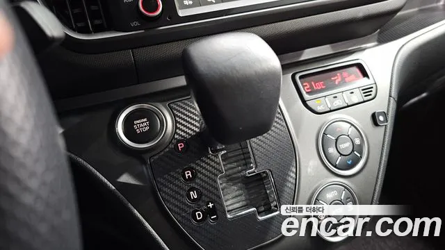 Kia RAY Новый Kia Ray Signature — Фото автомобиля 8