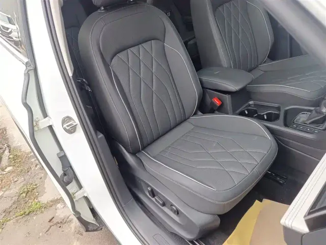 Volkswagen Tiguan L — Фото автомобиля 19
