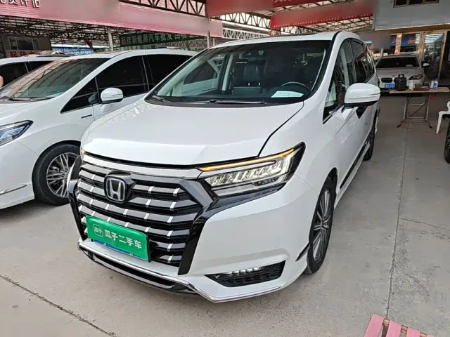 Honda Elysion — Фото автомобиля 2