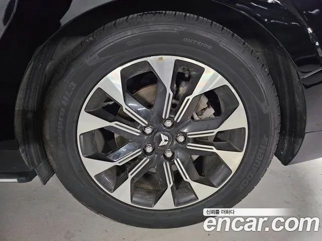 Kia Carnival Generation 4 — Фото автомобиля 19