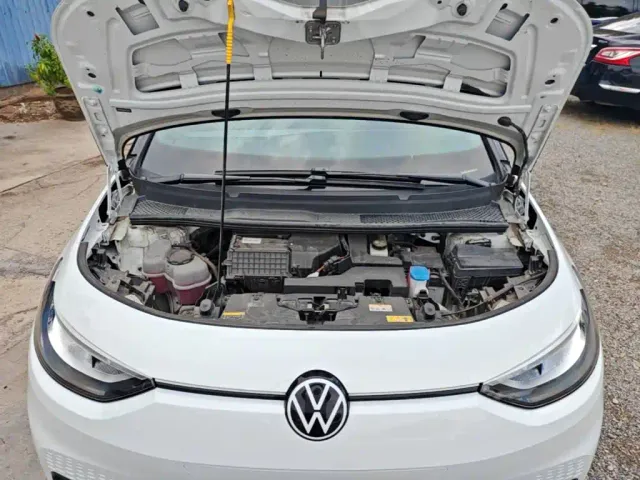 Volkswagen ID.3 — Фото автомобиля 19
