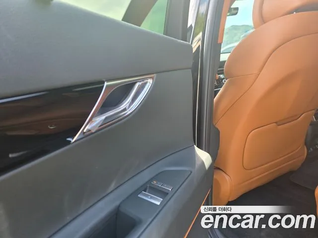 Genesis GV80 2.5T Бензин 2WD — Фото автомобиля 16
