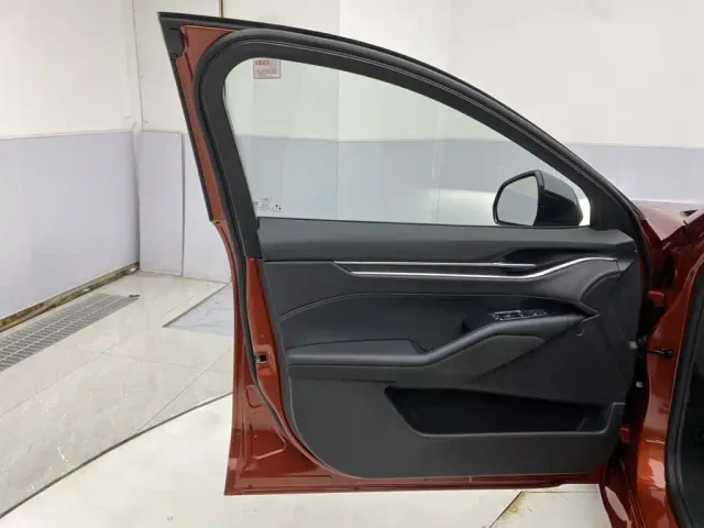 Ford Mondeo — Фото автомобиля 16