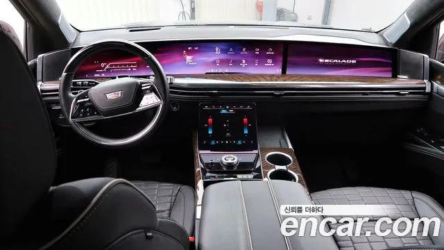 Cadillac Escalade — Фото автомобиля 15