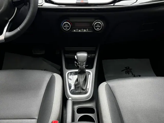 Kia KX1 — Фото автомобиля 11