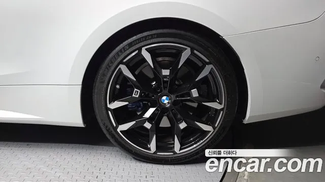 BMW 4 Series G22 — Фото автомобиля 6