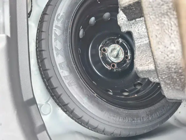 Honda Fit — Фото автомобиля 12