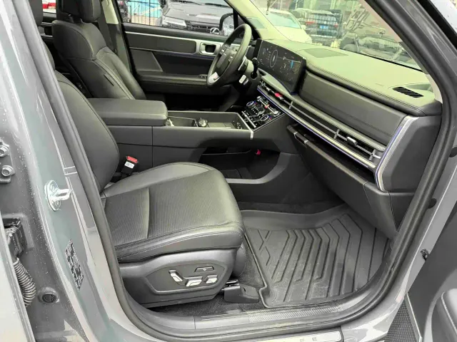 Hyundai Santa Fe — Фото автомобиля 9