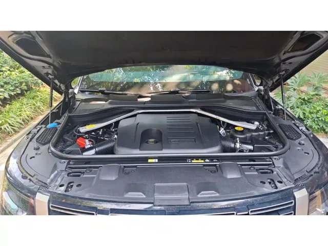 Land Rover Range Rover — Фото автомобиля 3