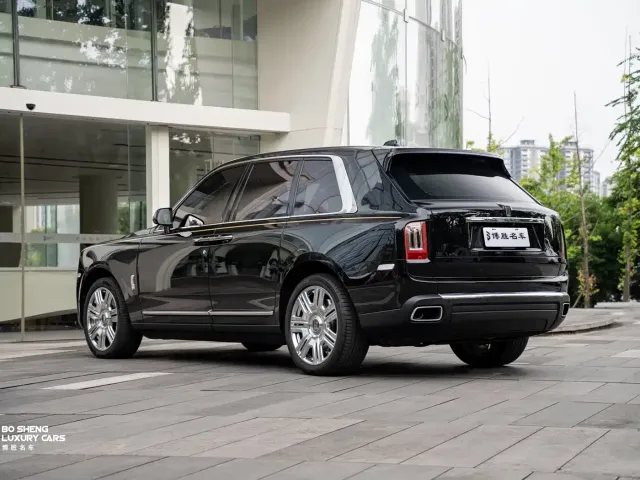 Rolls-Royce Cullinan — Фото автомобиля 7