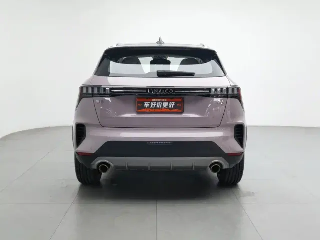 Lynk & Co 06 — Фото автомобиля 4
