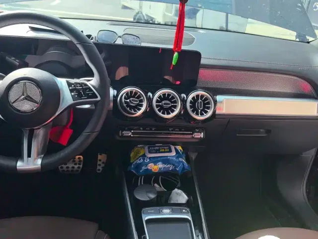 Mercedes-Benz GLB-Class — Фото автомобиля 13