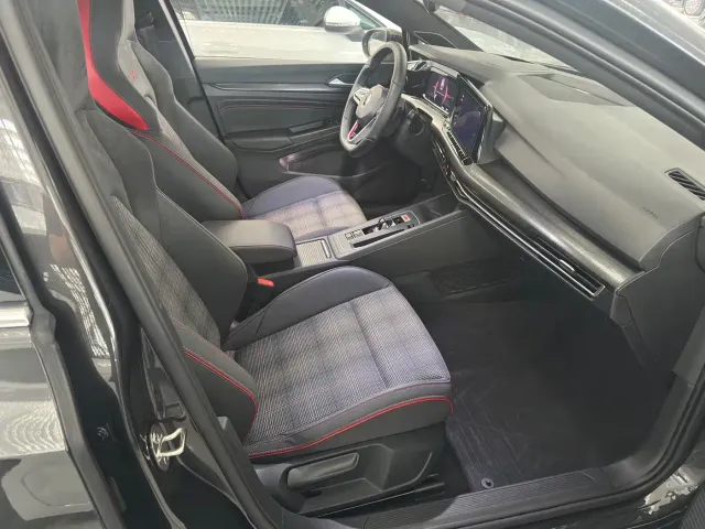 Volkswagen Golf GTI — Фото автомобиля 11