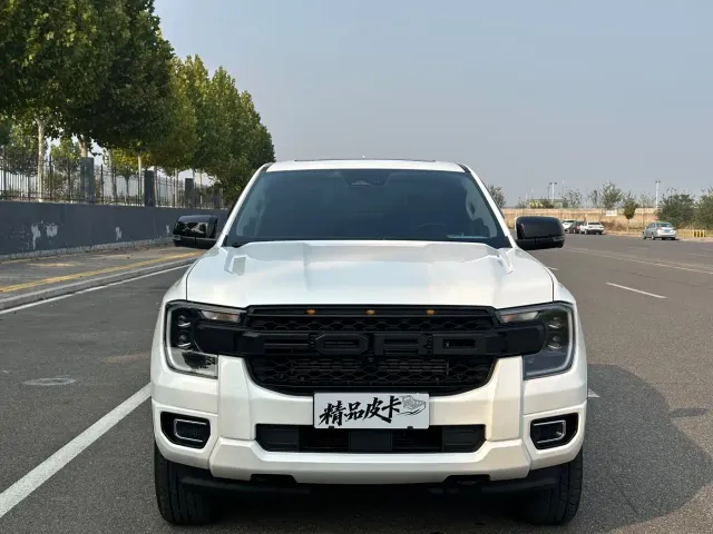 Ford Ranger — Фото автомобиля 3