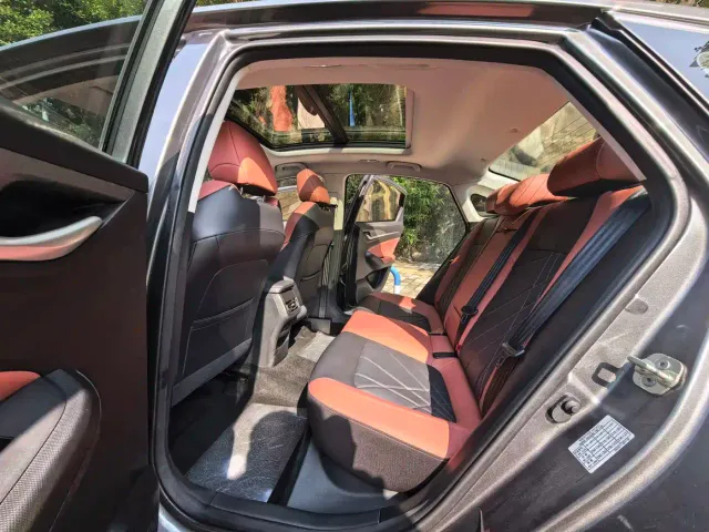 Changan Eado — Фото автомобиля 10