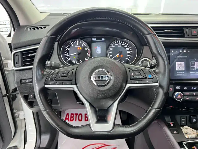 Nissan Qashqai — Фото автомобиля 10