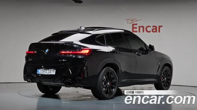 Фотография автомобиля — BMW X4 G02