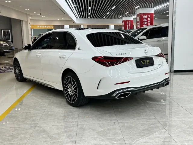 Mercedes-Benz C-Class — Фото автомобиля 4