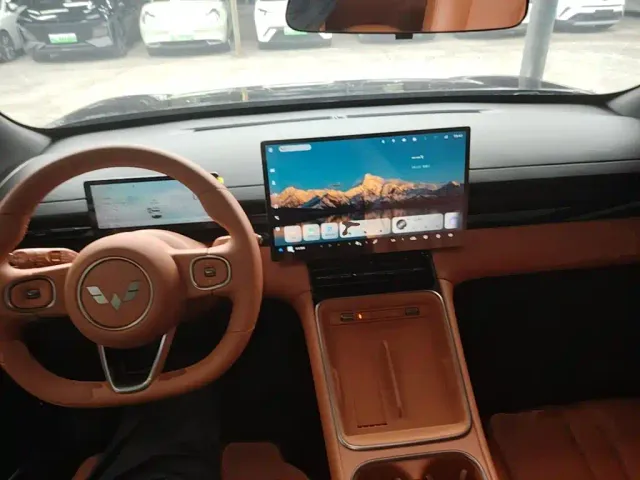 Wuling Starlight S — Фото автомобиля 9