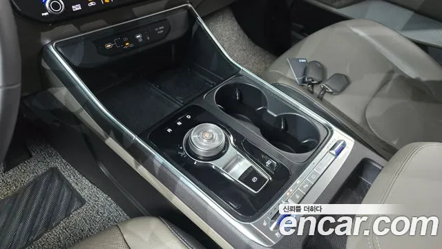 Kia Carnival 4th Gen — Фото автомобиля 9