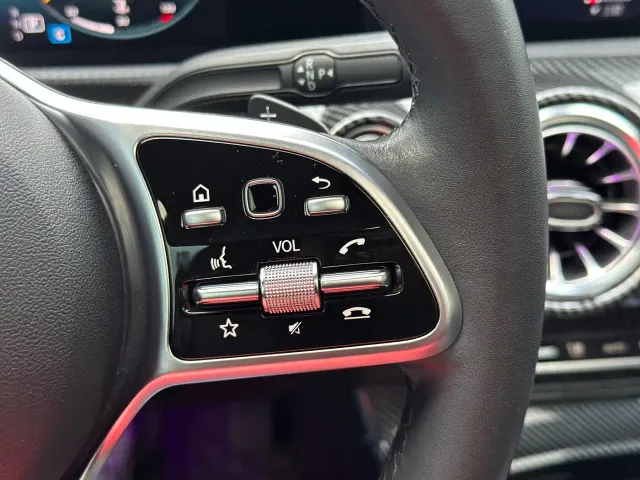 Mercedes-Benz A-Class — Фото автомобиля 17