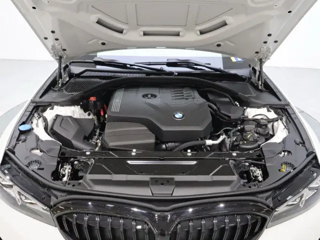 BMW 3 Series — Фото автомобиля 20